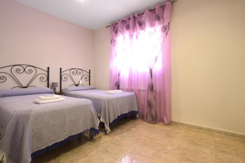 Dormitorio 03 Navaluenga AVILA